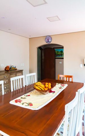 Casa à venda com 287m², 4 quartos e 3 vagasCozinha