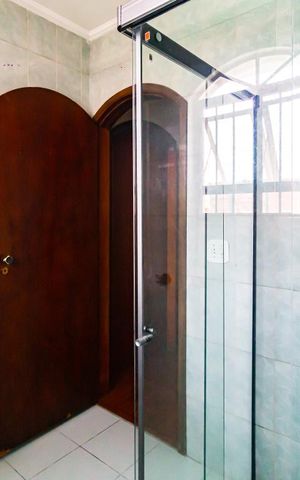 Casa à venda com 287m², 4 quartos e 3 vagasBanheiro Social