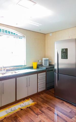Casa à venda com 287m², 4 quartos e 3 vagasCozinha