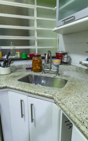 Casa para alugar com 300m², 4 quartos e 5 vagas Casa para alugar com 300m², 4 quartos e 5 vagasCozinha