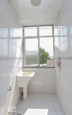 Apartamento à venda com 66m², 2 quartos e 1 vagaÁrea de Serviço