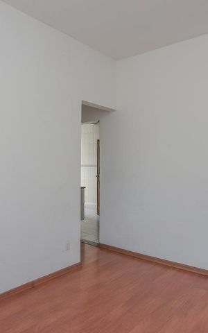 Apartamento à venda com 66m², 2 quartos e 1 vagaSala