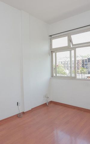 Apartamento à venda com 66m², 2 quartos e 1 vagaSala