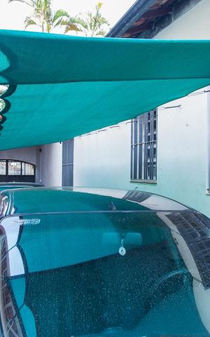 Casa à venda com 400m², 5 quartos e 8 vagas Casa à venda com 400m², 5 quartos e 8 vagasGaragem