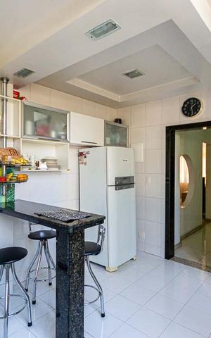 Apartamento à venda com 137m², 3 quartos e sem vaga Apartamento à venda com 137m², 3 quartos e sem vagaCozinha