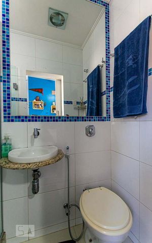 Apartamento à venda com 137m², 3 quartos e sem vaga Apartamento à venda com 137m², 3 quartos e sem vagaBanheiro da Suite 2
