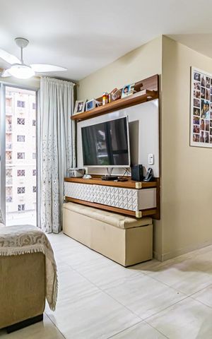 Apartamento à venda com 56m², 2 quartos e 1 vaga Apartamento à venda com 56m², 2 quartos e 1 vagaSala
