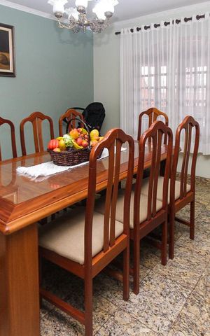 Casa à venda com 358m², 4 quartos e 4 vagas Casa à venda com 358m², 4 quartos e 4 vagasSala de Jantar
