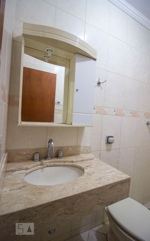 Casa à venda com 208m², 3 quartos e 2 vagasBanheiro 1