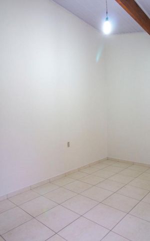 Casa à venda com 208m², 3 quartos e 2 vagasEscritório