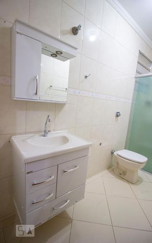 Casa à venda com 208m², 3 quartos e 2 vagasBanheiro 2