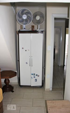 Casa à venda com 304m², 5 quartos e 4 vagasQuarto 4