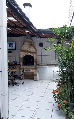 Casa à venda com 130m², 3 quartos e 2 vagasvaranda
