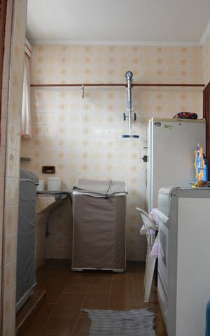 Casa à venda com 187m², 4 quartos e 3 vagasLavanderia