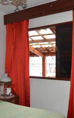 Casa à venda com 187m², 4 quartos e 3 vagasSuíte
