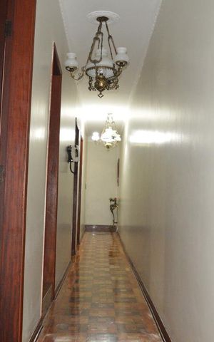 Casa à venda com 187m², 4 quartos e 3 vagasCorredor