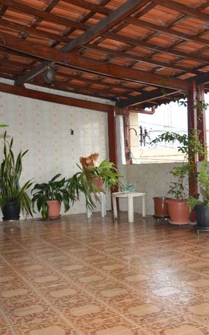 Casa à venda com 187m², 4 quartos e 3 vagasTerraço