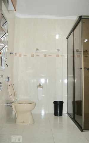 Casa à venda com 187m², 4 quartos e 3 vagasBanheiro da Suíte