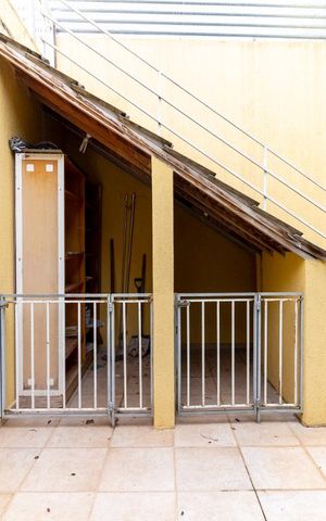 Casa à venda com 350m², 4 quartos e 4 vagasCanil