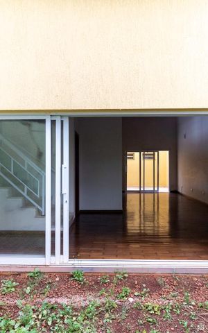Casa à venda com 350m², 4 quartos e 4 vagasJardim
