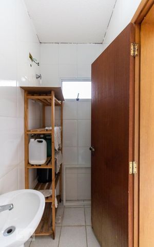 Casa à venda com 350m², 4 quartos e 4 vagasBanheiro de Serviço