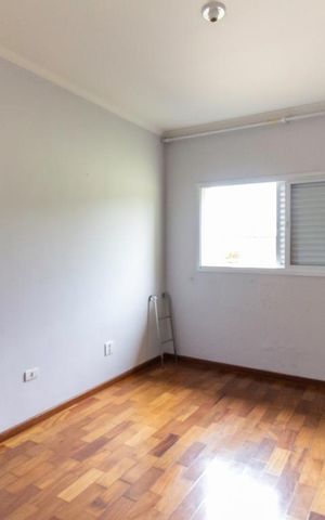 Casa à venda com 350m², 4 quartos e 4 vagasSuíte 2