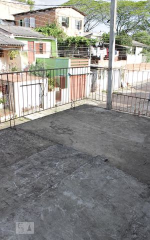 Casa à venda com 498m², 3 quartos e 2 vagas Casa à venda com 498m², 3 quartos e 2 vagasDetalhes Sacada Frente