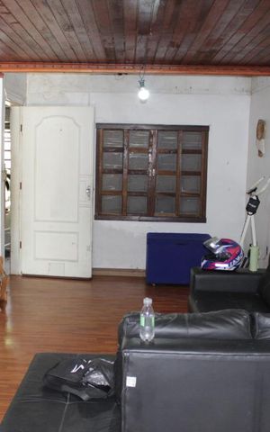 Casa à venda com 498m², 3 quartos e 2 vagas Casa à venda com 498m², 3 quartos e 2 vagasDetalhe Sala