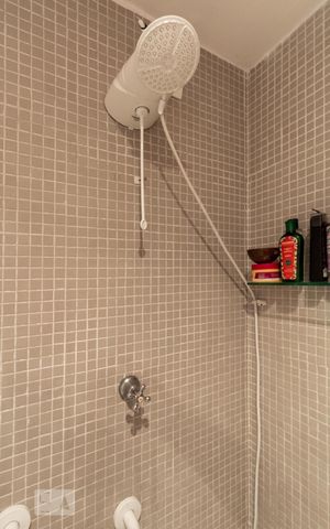 Apartamento para alugar com 70m², 2 quartos e 1 vaga Apartamento para alugar com 70m², 2 quartos e 1 vagaBanheiro