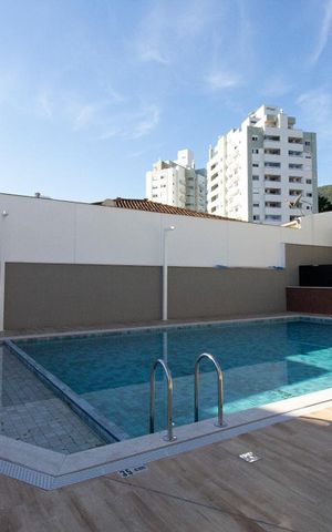 Apartamento para alugar com 76m², 2 quartos e 2 vagasÁrea comum - Piscina