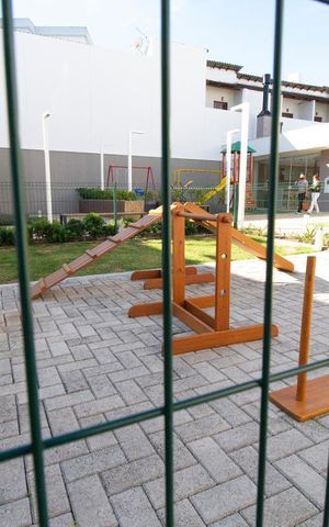 Apartamento para alugar com 76m², 2 quartos e 2 vagasÁrea Comum - Playground