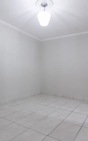 Casa para alugar com 100m², 3 quartos e sem vaga Casa para alugar com 100m², 3 quartos e sem vagaQuarto 1