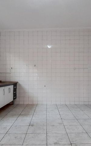 Casa para alugar com 100m², 3 quartos e sem vaga Casa para alugar com 100m², 3 quartos e sem vagaCozinha