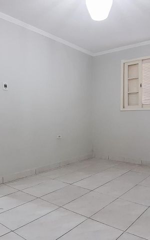 Casa para alugar com 100m², 3 quartos e sem vaga Casa para alugar com 100m², 3 quartos e sem vagaQuarto 1