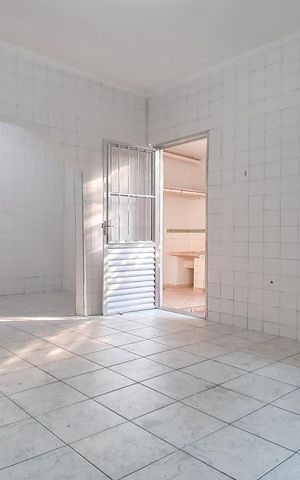 Casa para alugar com 100m², 3 quartos e sem vaga Casa para alugar com 100m², 3 quartos e sem vagaCozinha