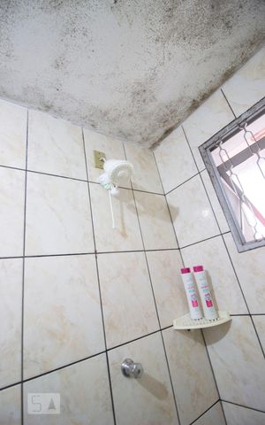 Casa à venda com 290m², 7 quartos e 4 vagasChuveiro