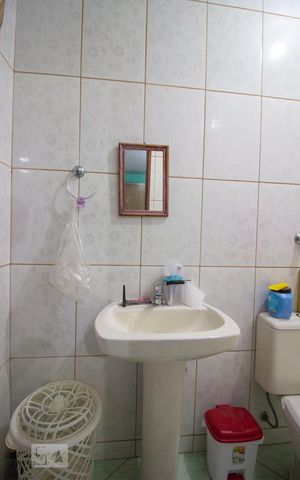 Casa à venda com 290m², 7 quartos e 4 vagasBanheiro da Suíte