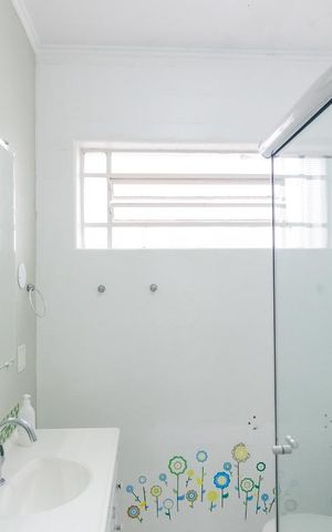 Casa à venda com 219m², 3 quartos e 4 vagas Casa à venda com 219m², 3 quartos e 4 vagasBanheiro da Suíte 2
