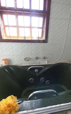Casa para alugar com 500m², 5 quartos e 3 vagasBanheiro 3