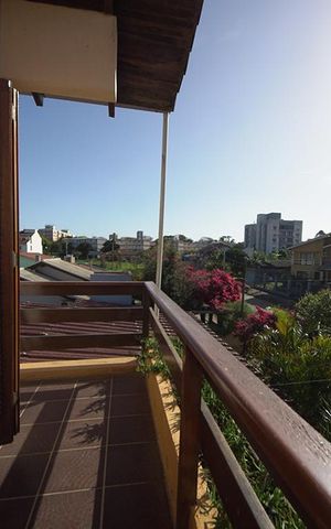 Casa para alugar com 500m², 5 quartos e 3 vagasSacada Quarto 1 Suíte