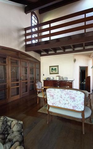 Casa para alugar com 500m², 5 quartos e 3 vagasSala de Estar