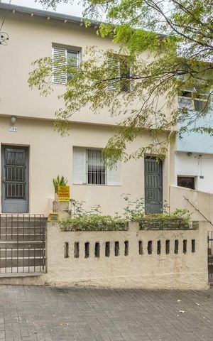 Casa à venda com 220m², 5 quartos e sem vagaFachada