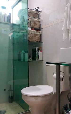 Casa à venda com 150m², 3 quartos e 2 vagas Casa à venda com 150m², 3 quartos e 2 vagasBanheiro Social