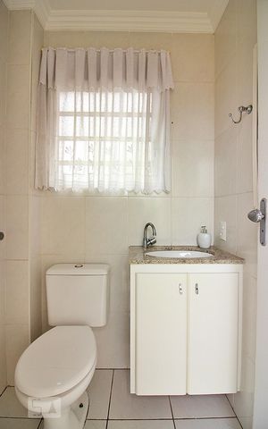 Apartamento para alugar com 110m², 3 quartos e 1 vagaBanheiro de Serviço