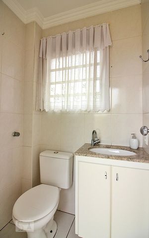 Apartamento para alugar com 110m², 3 quartos e 1 vagaBanheiro de Serviço