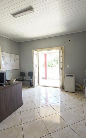 Casa à venda com 450m², 5 quartos e 4 vagasQuarto 4