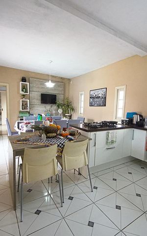 Casa à venda com 450m², 5 quartos e 4 vagasCozinha