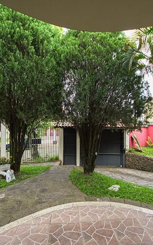 Casa à venda com 450m², 5 quartos e 4 vagasVista Sala de Estar