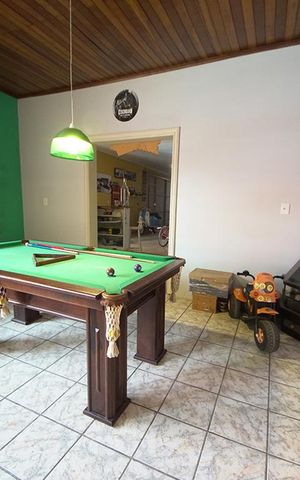 Casa à venda com 450m², 5 quartos e 4 vagasSala de Jogos