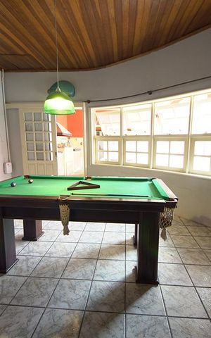 Casa à venda com 450m², 5 quartos e 4 vagasSala de Jogos